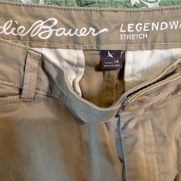 Eddie Bauer Curvy Bermuda Shorts - Picture 3 of 3